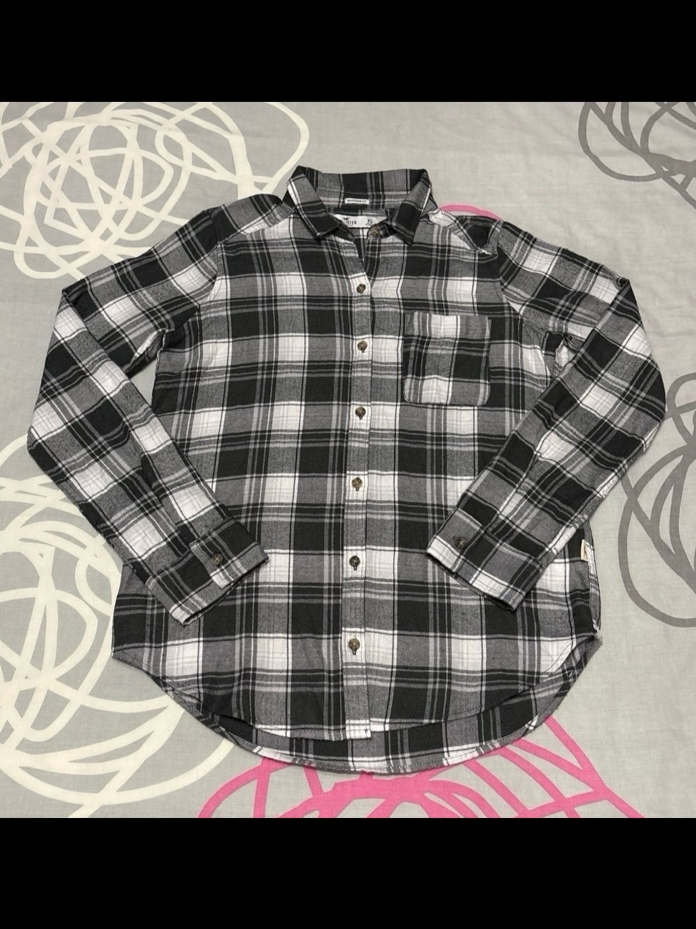 Hollister Black and White Plaid Flannel Shirt